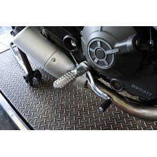 AELLA Riding Step Kit (Rearsets) for the Ducati Scrambler AELLA Riding Step Kit (Rearsets) for the Ducati Scrambler