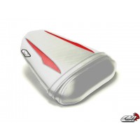 LUIMOTO (Raven Edition) Passenger Seat Covers for the YAMAHA YZF-R6 (08-16) LUIMOTO (Raven Edition) Passenger Seat Covers for the YAMAHA YZF-R6 (08-16)
