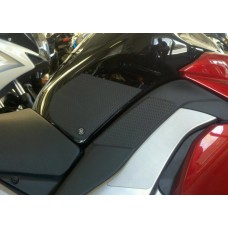 TechSpec Tank Grip Pads for the Kawasaki Ninja 1000 (11-24) / 1100SX (2025+) / Z1000 (10-13)