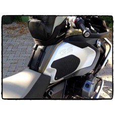TechSpec Tank Grip Pads for the BMW R 1200 / 1250 GS adventure (14+) TechSpec Tank Grip Pads for the BMW R 1200 / 1250 GS adventure (14+)