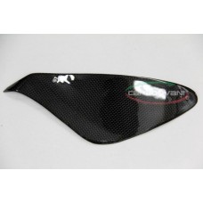 CARBONVANI - MV AGUSTA BRUTALE CARBON FIBER LOWER CHAIN GUARD (2006-09) CARBONVANI - MV AGUSTA BRUTALE CARBON FIBER LOWER CHAIN GUARD (2006-09)
