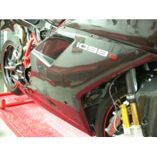 CARBONVANI - DUCATI 848 / 1098 & 1198 CARBON FIBRE RH SIDE PANEL (2007-13)