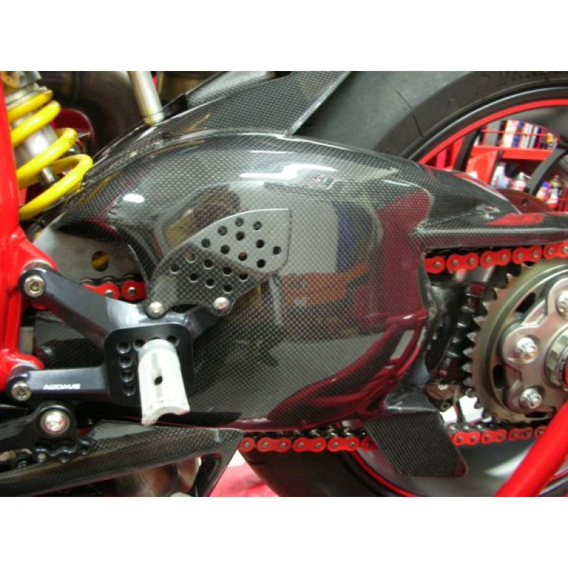 CARBONVANI DUCATI 848 / 1098 & 1198 CARBON FIBER SWINGARM COVER (200713)