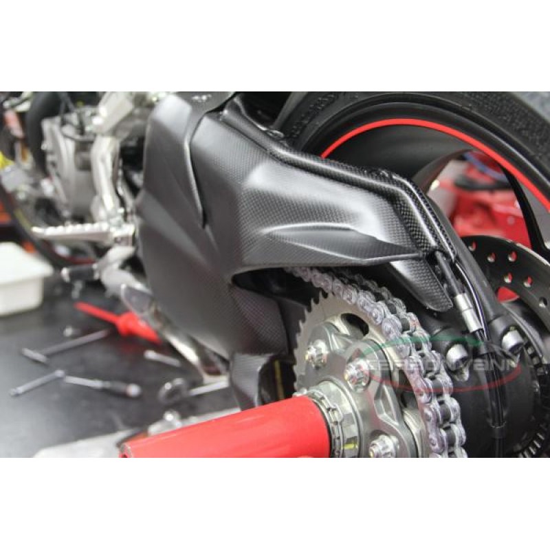 CARBONVANI DUCATI 1199 PANIGALE CARBON FIBER SWINGARM COVER