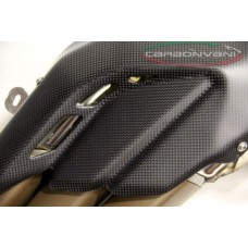CARBONVANI - MV AGUSTA TURISMO VELOCE CARBON FIBER EXHAUST COVER CARBONVANI - MV AGUSTA TURISMO VELOCE CARBON FIBER EXHAUST COVER