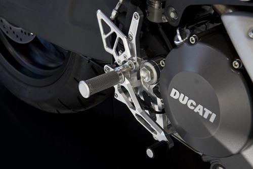 AELLA Riding Step Kit (Rearsets) for the Ducati Monster 696 2008-2009 AELLA Riding Step Kit (Rearsets) for the Ducati Monster 696 2008-2009