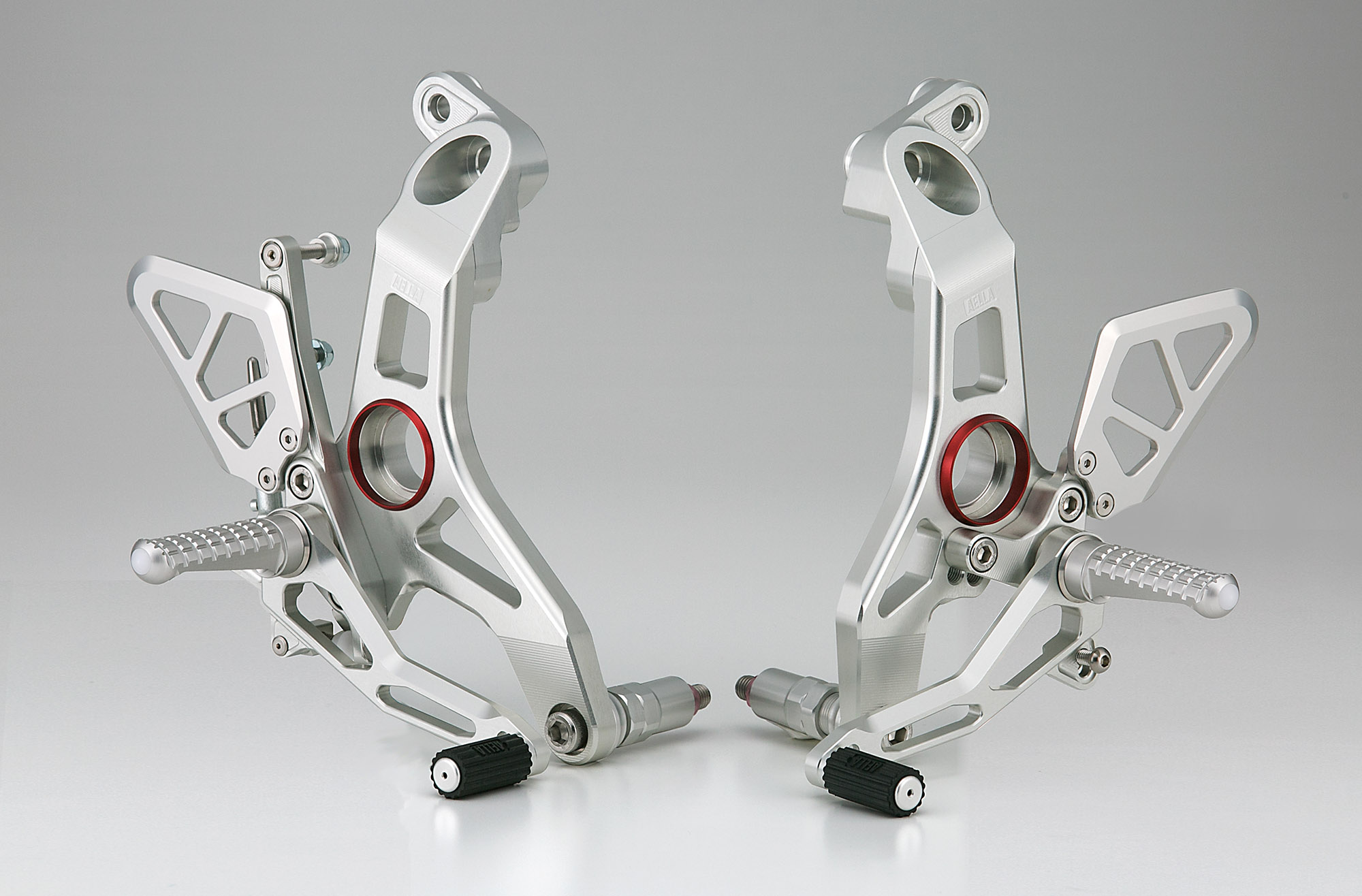 AELLA Riding Step Kit (Rearsets) for the Ducati Supersport 939 / 950 AELLA Riding Step Kit (Rearsets) for the Ducati Supersport 939 / 950