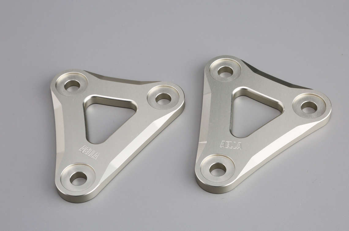 AELLA Lowering Links (10 MM Down) for Triumph Speed Triple 1050 / R / S AELLA Lowering Links (10 MM Down) for Triumph Speed Triple 1050 / R / S