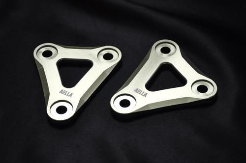 AELLA Lowering Links (20 MM Down) for 2011+ Triumph Speed Triple 1050 / R / S AELLA Lowering Links (20 MM Down) for 2011+ Triumph Speed Triple 1050 / R / S