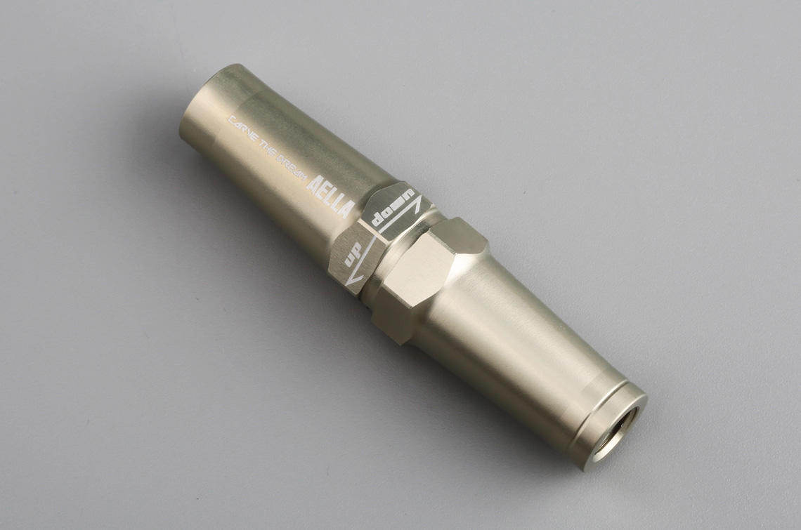 AELLA 20mm Lower Ride Height Linkage Rod for the Ducati 848 / 1098 / 1198 and Streetfighter 848 / 1098 AELLA 20mm Lower Ride Height Linkage Rod for the Ducati 848 / 1098 / 1198 and Streetfighter 848 / 1098