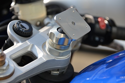 AELLA Navigation Stay / Smartphone Holder for Triumph Daytona 675 / R AELLA Navigation Stay / Smartphone Holder for Triumph Daytona 675 / R