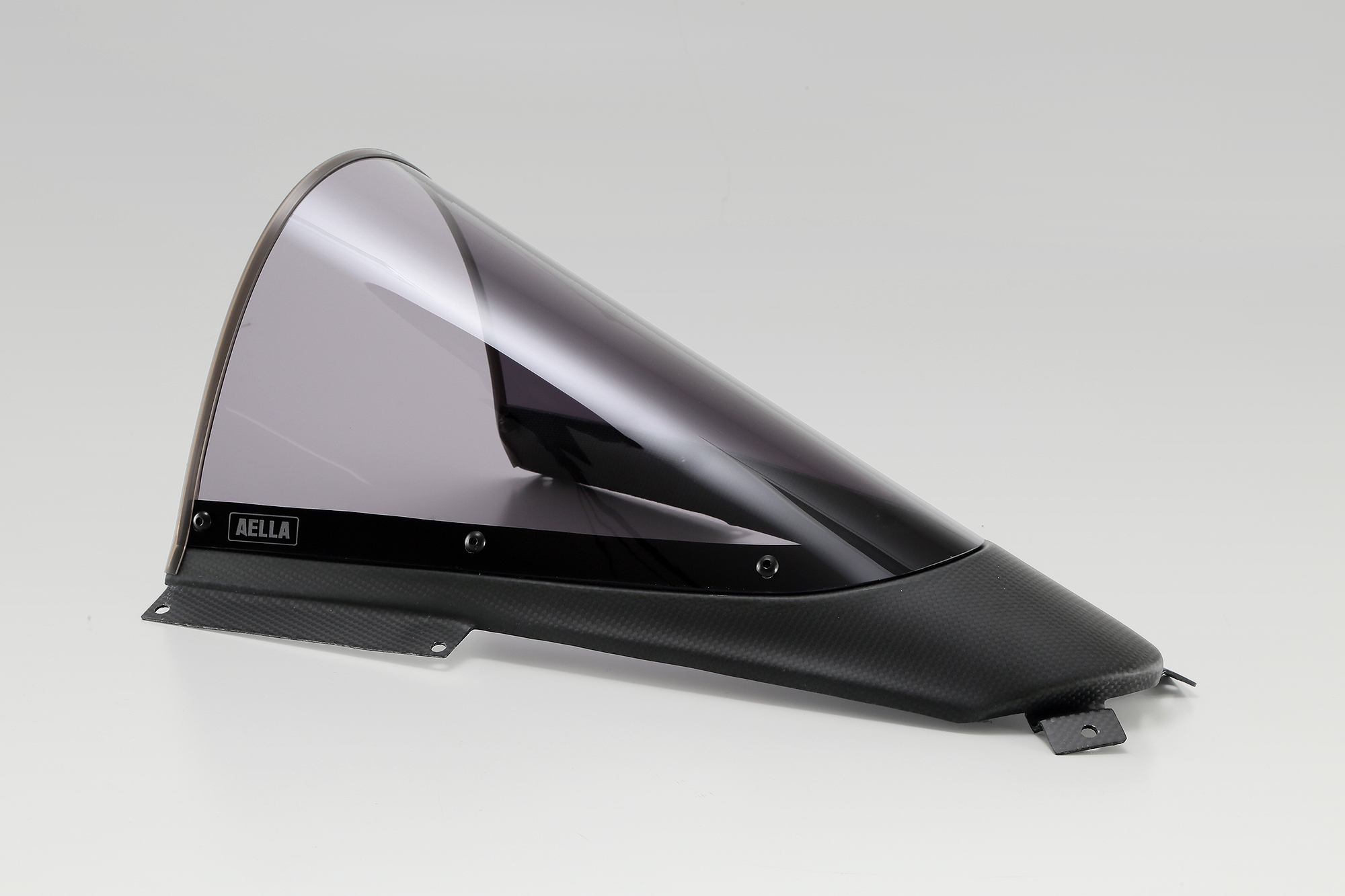 AELLA Carbon Fiber Trim Racing Windscreen For the Ducati Panigale V4 R (19-24) and V4 / S / SP (20-24) AELLA Carbon Fiber Trim Racing Windscreen For the Ducati Panigale V4 R (19-24) and V4 / S / SP (20-24)