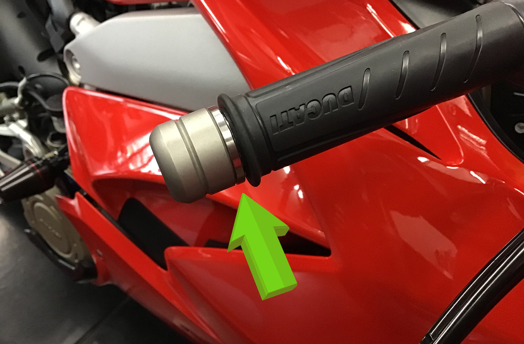 AELLA Handlebar Vibration Damper kit