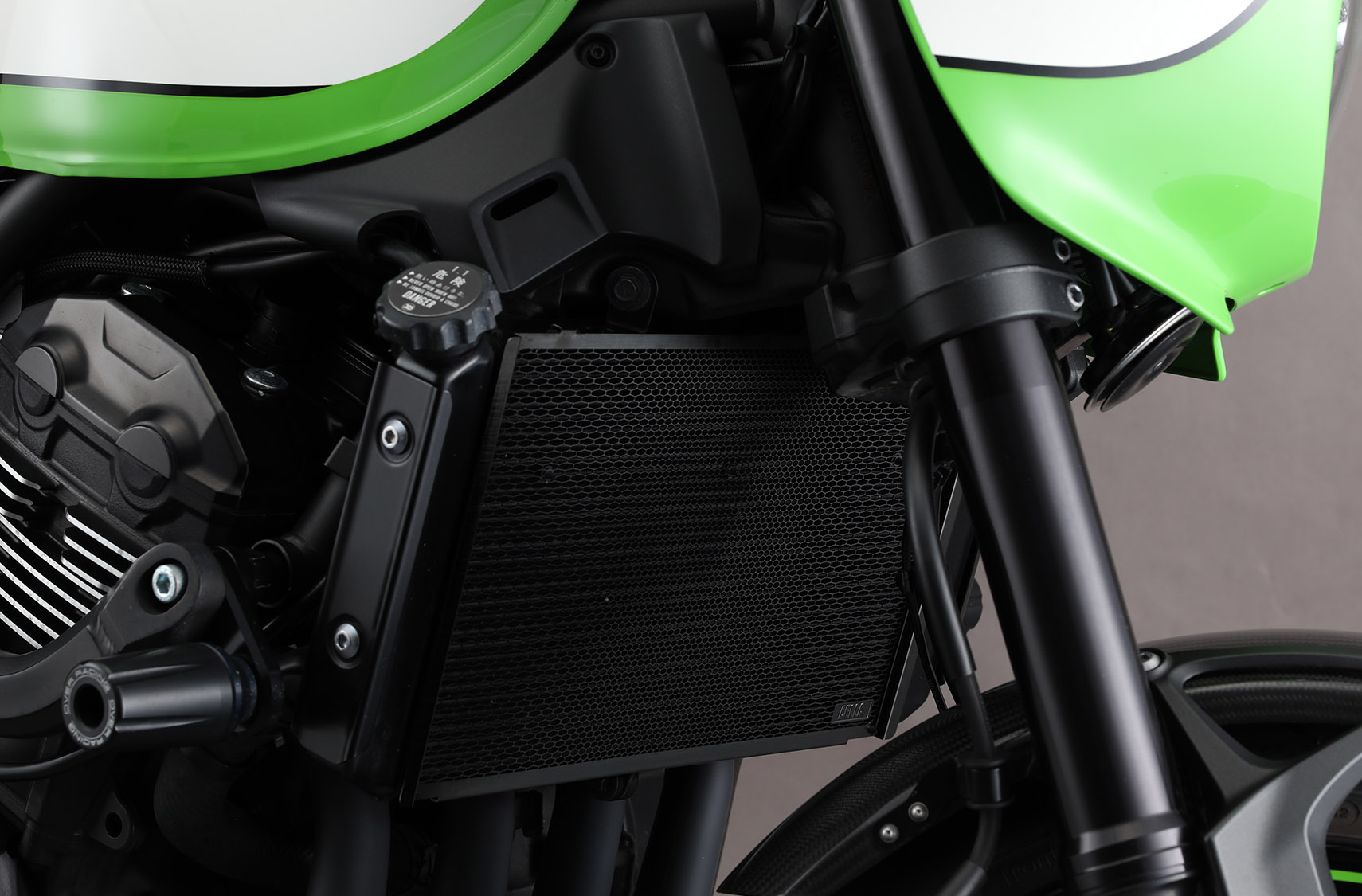 AELLA Radiator Guard For Kawasaki Z900RS / Cafe (20182020)