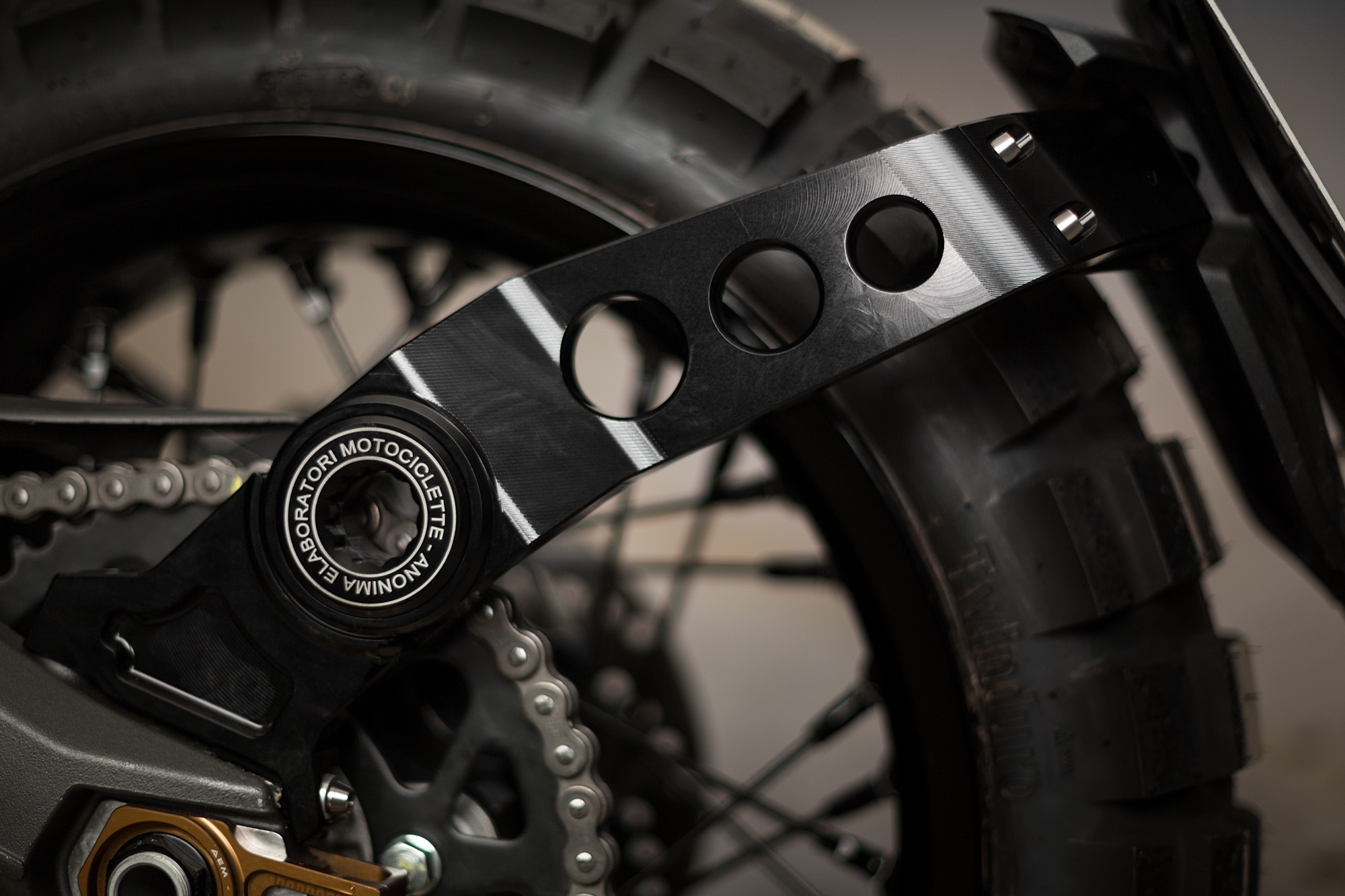 AEM FACTORY DUCATI CHAIN REGOLAZIONE KIT-SCRAMBLER CLASSIC-Nero 