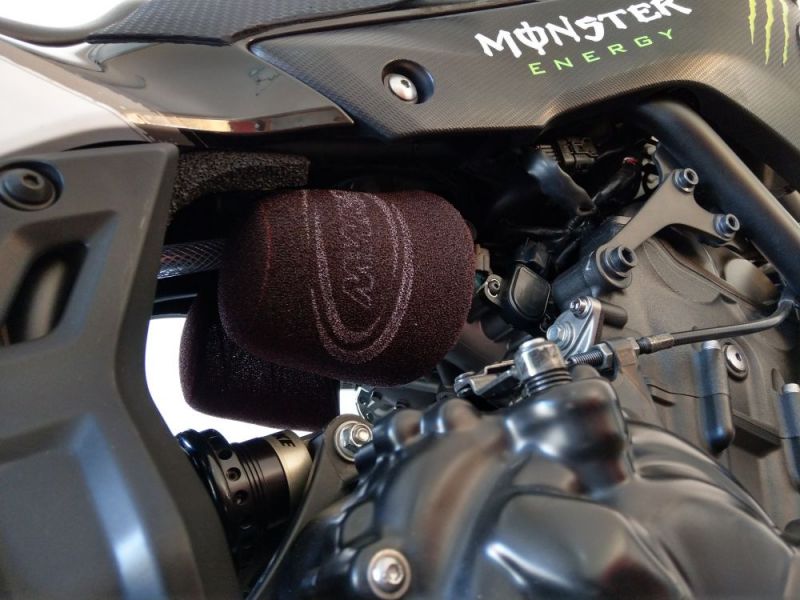 Carbonsmith / MWR Racing Intake Solution (RIS) for Yamaha FZ-07/MT-07, and  YZF-R7
