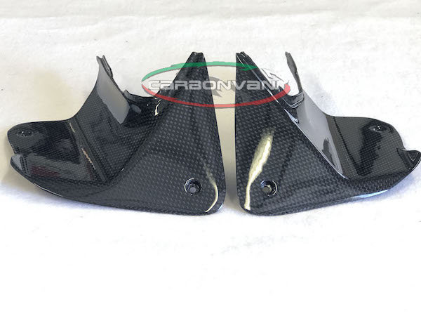CARBONVANI - MV AGUSTA TURISMO VELOCE CARBON FIBER TANK SIDE PANELS CARBONVANI - MV AGUSTA TURISMO VELOCE CARBON FIBER TANK SIDE PANELS