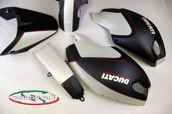 CARBONVANI - DUCATI MONSTER M1100 / M796 / M696 CARBON FIBER DEVIS
