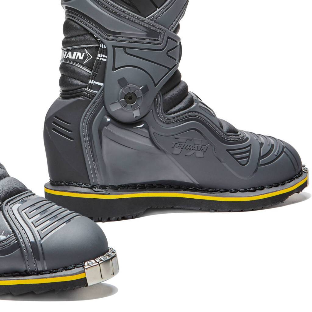 Мотоботы кросс forma terrain tx. Мотоботы terrain tx. Мотоботы кросс forma terrain tx - red. Forma terrain tx. Мотоботы forma mx terrain.