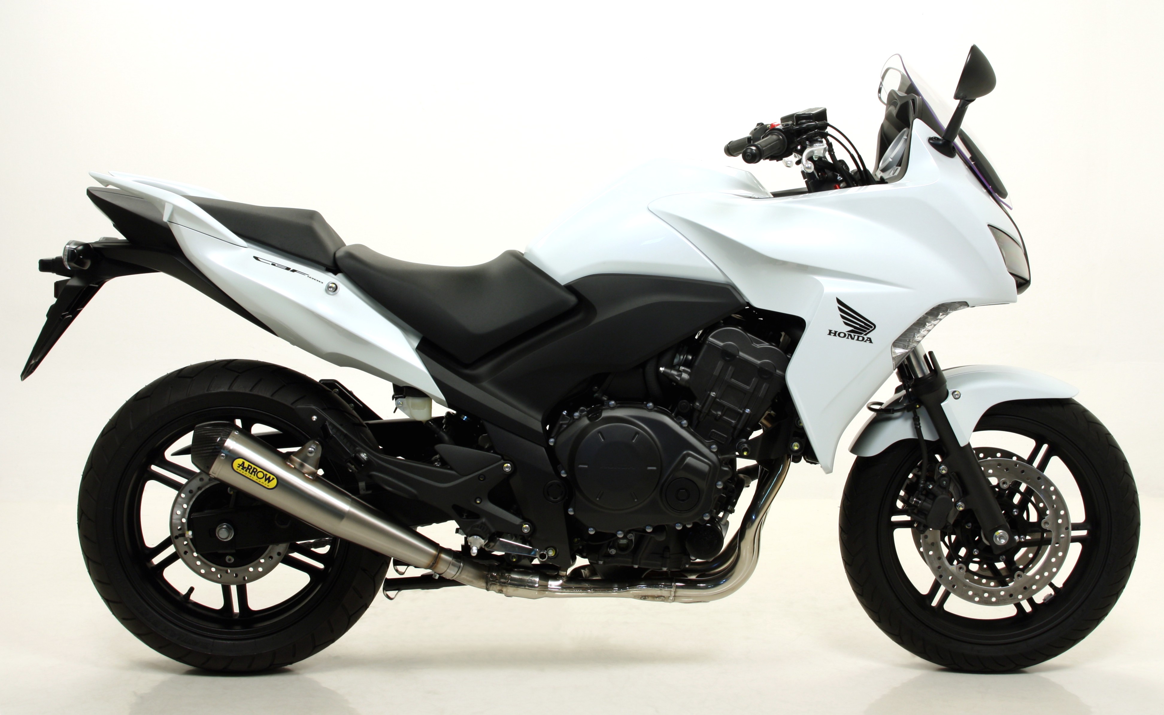 サイレンサー HONDA CBF1000STサイレンサーFURORE NERO by GPRサイレンサーITALY 2006/09 HONDA CBF1000ST SILENCER FURORE NERO BY GPR SILENCER ITA Furore Nero