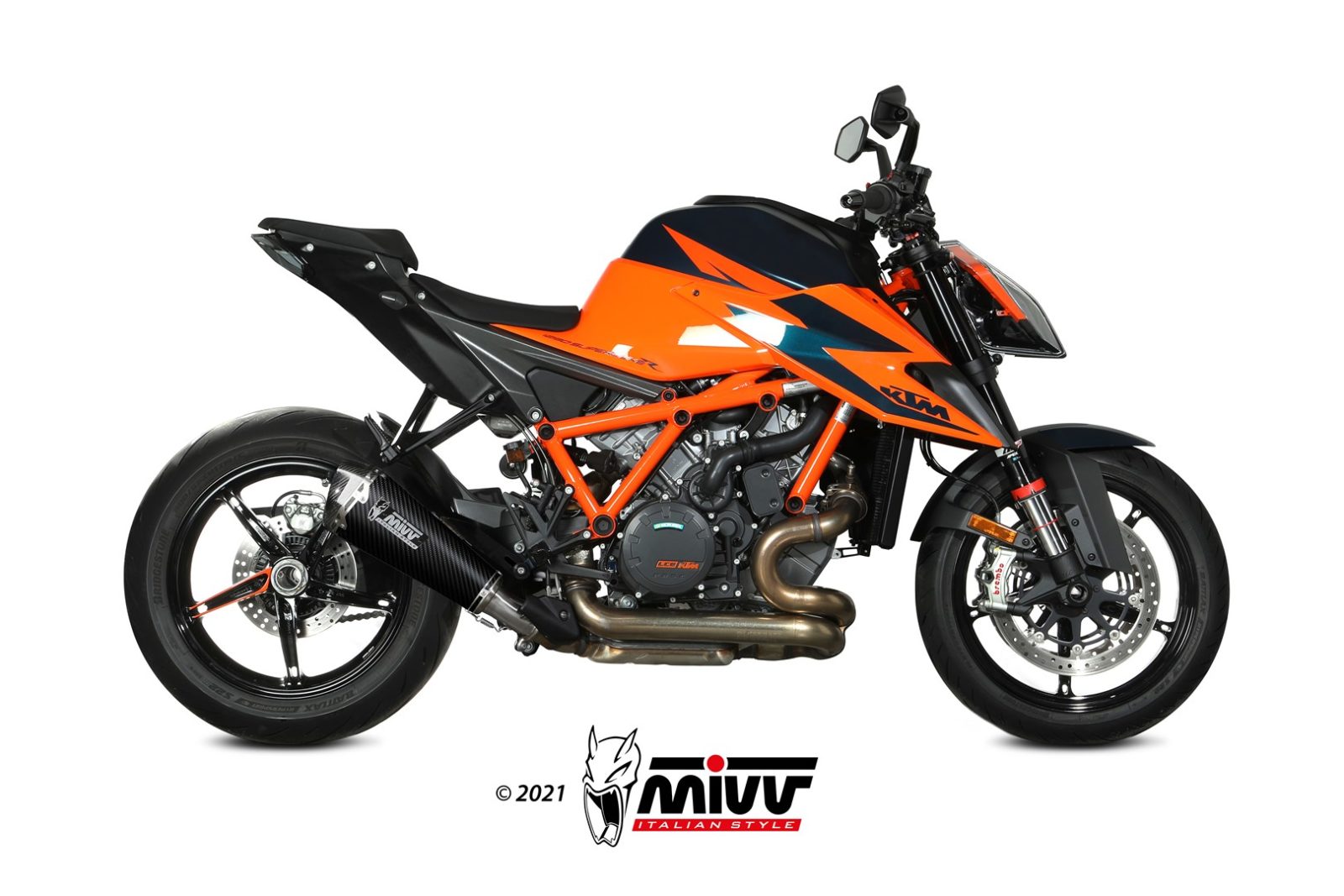 MIVV Slip-on, Delta Race Carbon, Standard Exhaust For KTM 1290 Superduke 2020-2022 MIVV Slip-on, Delta Race Carbon, Standard Exhaust For KTM 1290 Superduke 2020-2022