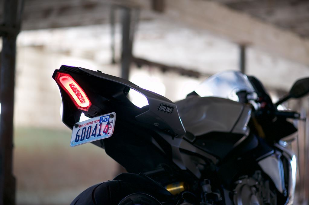 thumbnail image 2 of Bright2wheels Integrated LED Tail Light With Turn Signals For Yamaha YZF-R1/M/S (2015-2020) & YZF-R6 (2017-2020) 2 of 3