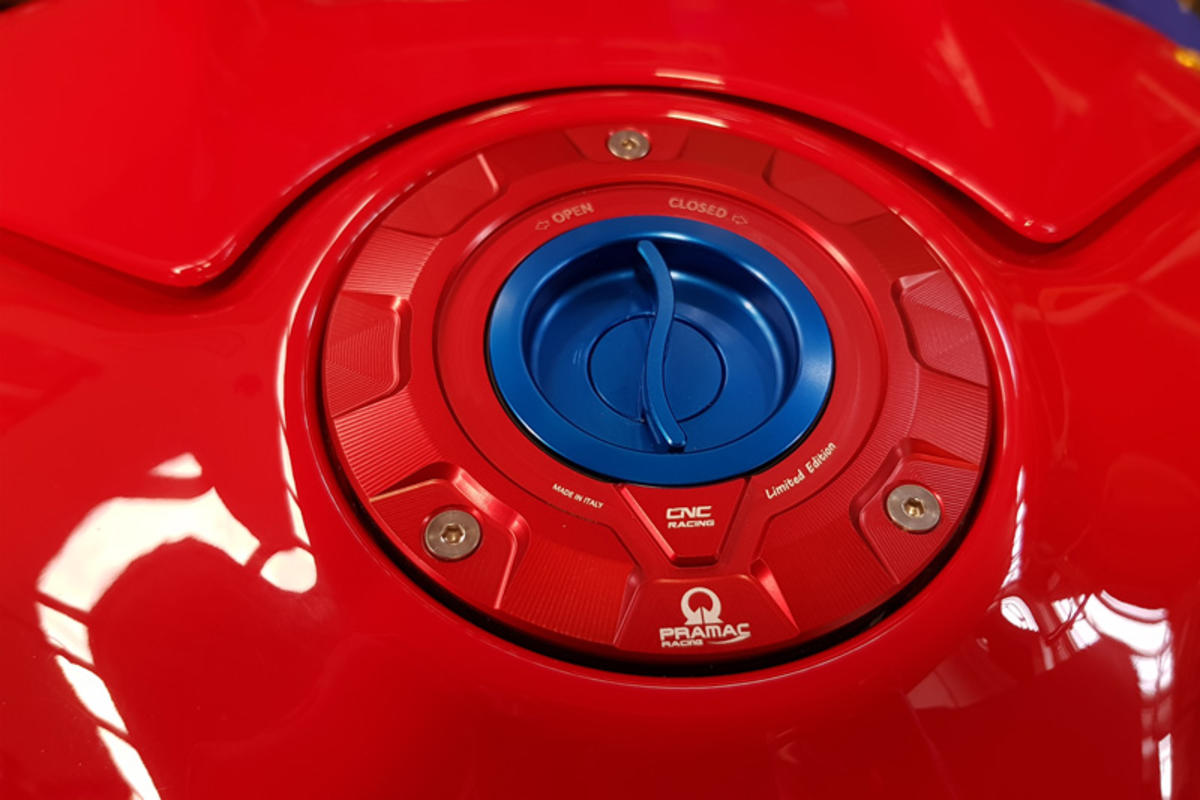 CNC Racing PRAMAC RACING LIMITED EDITION Quick Release Gas Cap for