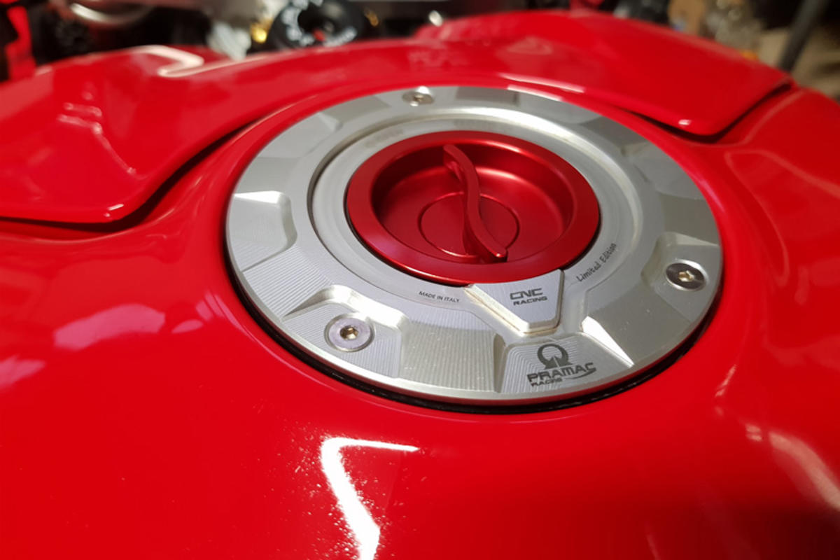 CNC Racing PRAMAC RACING LIMITED EDITION Quick Release Gas Cap for