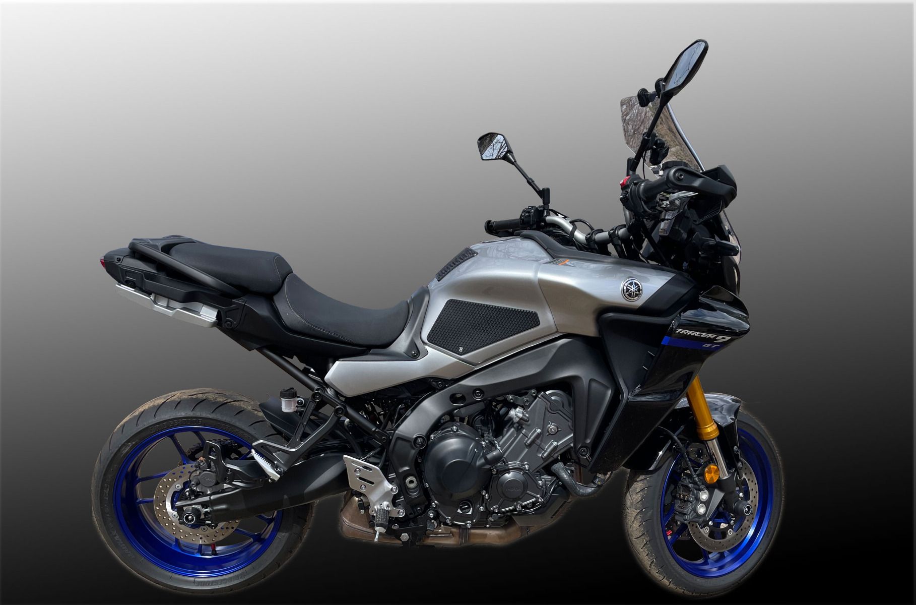 TechSpec Tank Grip Pads for the Yamaha Tracer 9 / GT TechSpec Tank Grip Pads for the Yamaha Tracer 9 / GT