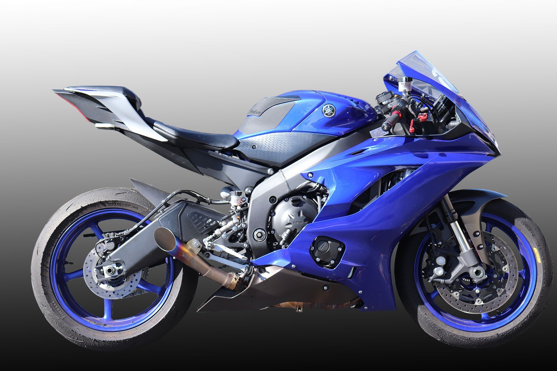 TechSpec Tank Extender and Tank Grip Pads for the Yamaha YZF-R6 (17-22) TechSpec Tank Extender and Tank Grip Pads for the Yamaha YZF-R6 (17-22)