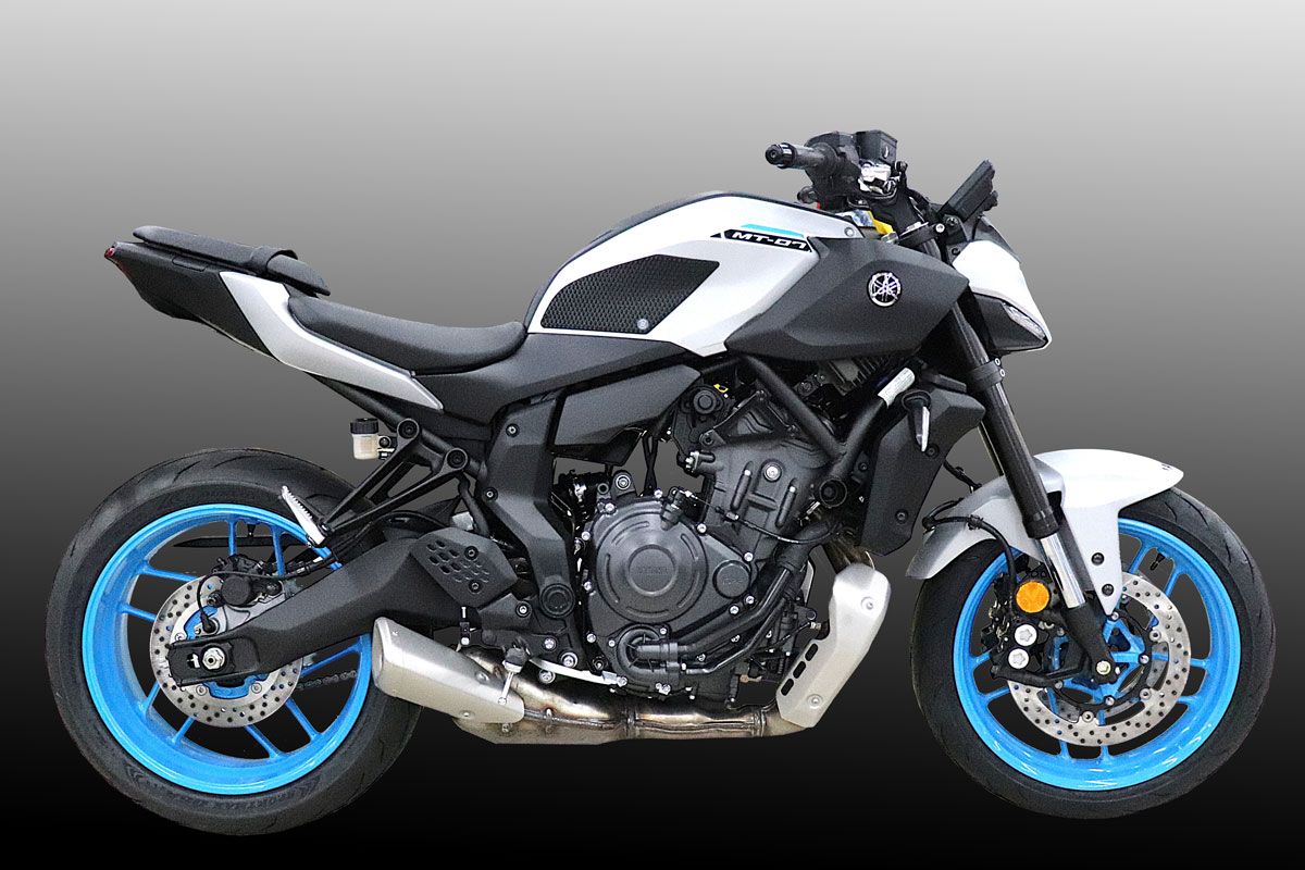 TechSpec Tank Grip Pads for the Yamaha FZ-07 / MT-07 (2025+) TechSpec Tank Grip Pads for the Yamaha FZ-07 / MT-07 (2025+)