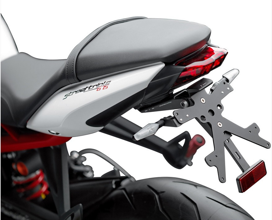 Rizoma License Plate Support 'Fox' For the Triumph Daytona 675/R Street Triple/R Rizoma License Plate Support 'Fox' For the Triumph Daytona 675/R Street Triple/R