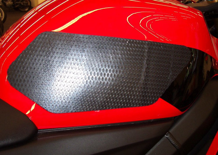 TechSpec Tank Grip Pads for the Honda CBR600RR / F4I (01-06 TechSpec Tank Grip Pads for the Honda CBR600RR / F4I (01-06