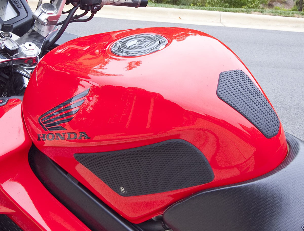 TechSpec Tank Grip Pads for the Honda VFR800 (98-07) TechSpec Tank Grip Pads for the Honda VFR800 (98-07)
