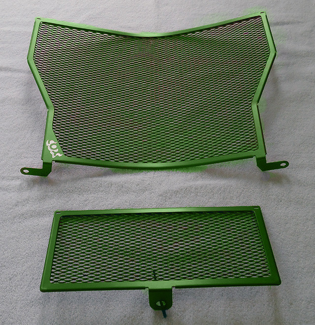 Stainless Steel Radiator Grille Guard For BMW S1000RR, S1000R, S1000XR, HP4 – Pre-Drilled