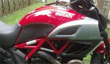TechSpec C3 Tank Grip Pads for the Ducati Diavel TechSpec C3 Tank Grip Pads for the Ducati Diavel