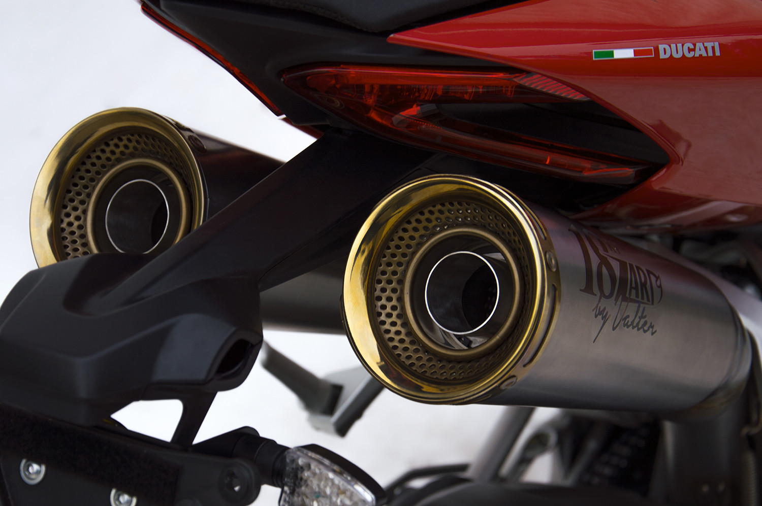 exhaust panigale v2