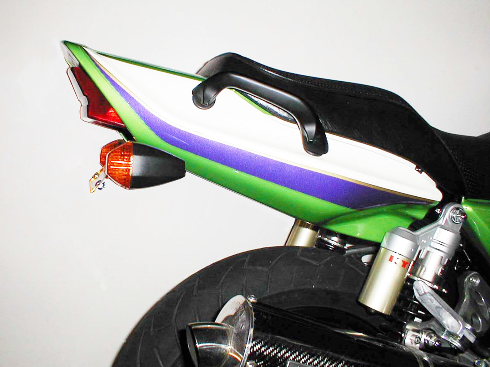 Competition Werkes Standard Fender Eliminator Kit - Kawasaki ZRX1100/1200 (99-06) Competition Werkes Standard Fender Eliminator Kit - Kawasaki ZRX1100/1200 (99-06)