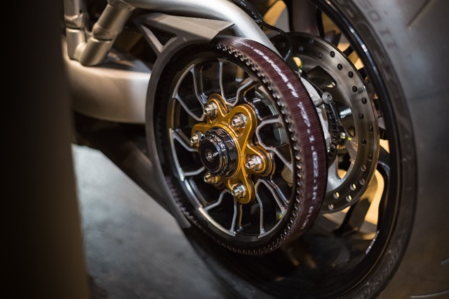 AEM FACTORY - 'STAR-6' DUCATI 6 HOLE ALUMINIUM BILLET AEM FACTORY - 'STAR-6' DUCATI 6 HOLE ALUMINIUM BILLET