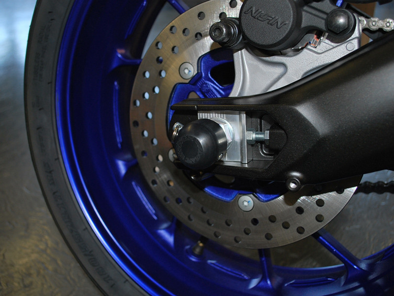 Woodcraft Rear Axle Slider for Yamaha FZ09 (MT09), FJ09 Tracer, and