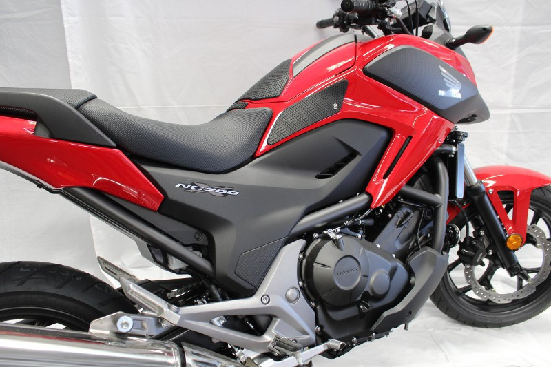 TechSpec Tank Grip Pads for the Honda NC700 (14+) TechSpec Tank Grip Pads for the Honda NC700 (14+)