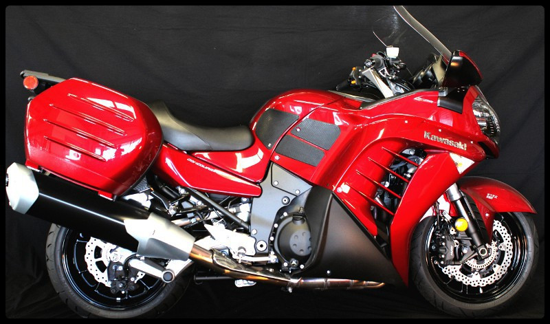 TechSpec Tank Grip Pads for the Kawasaki Concours 14 (10+) TechSpec Tank Grip Pads for the Kawasaki Concours 14 (10+)