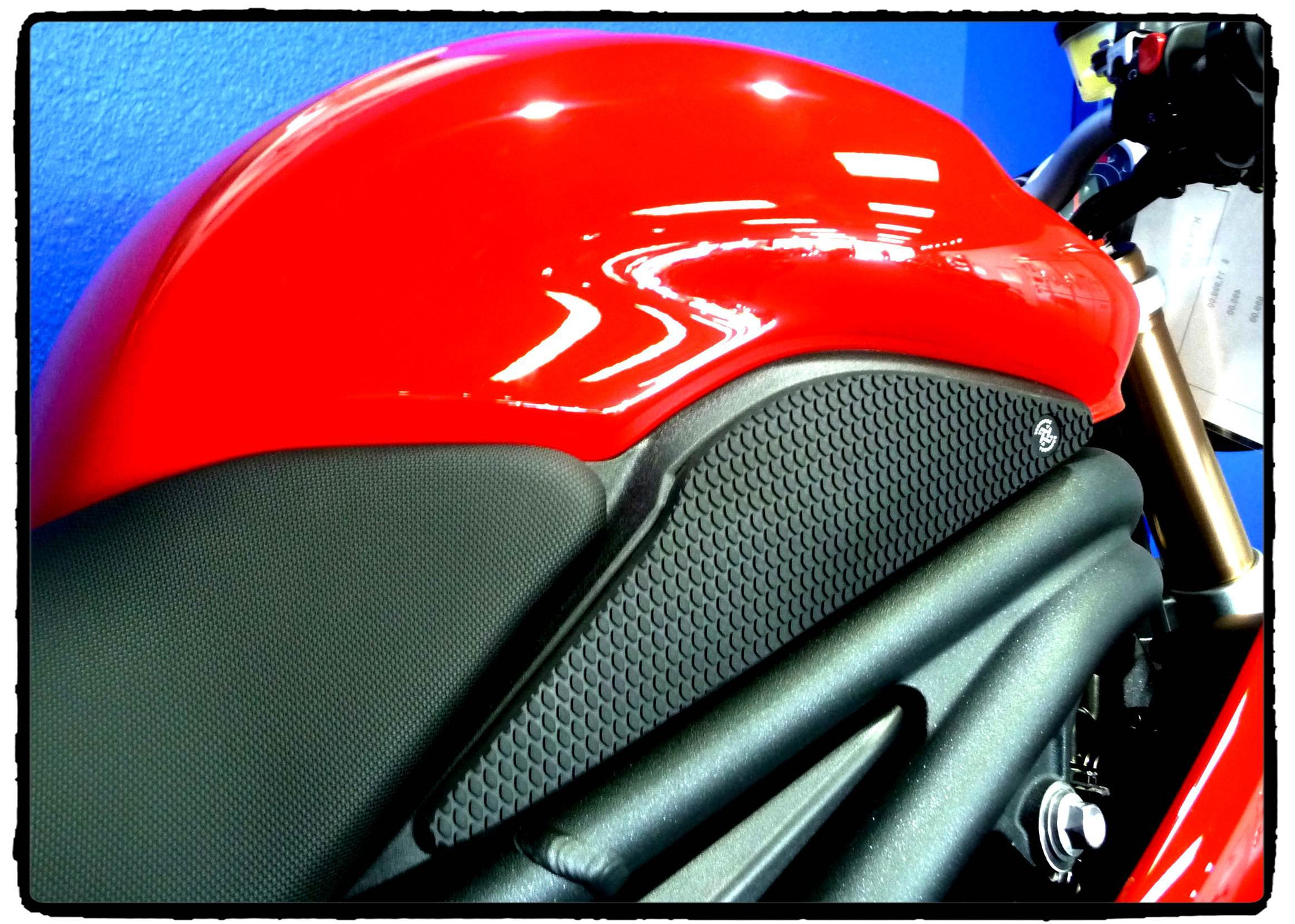 TechSpec Tank Grip Pads for the Triumph Speed Triple (11+)