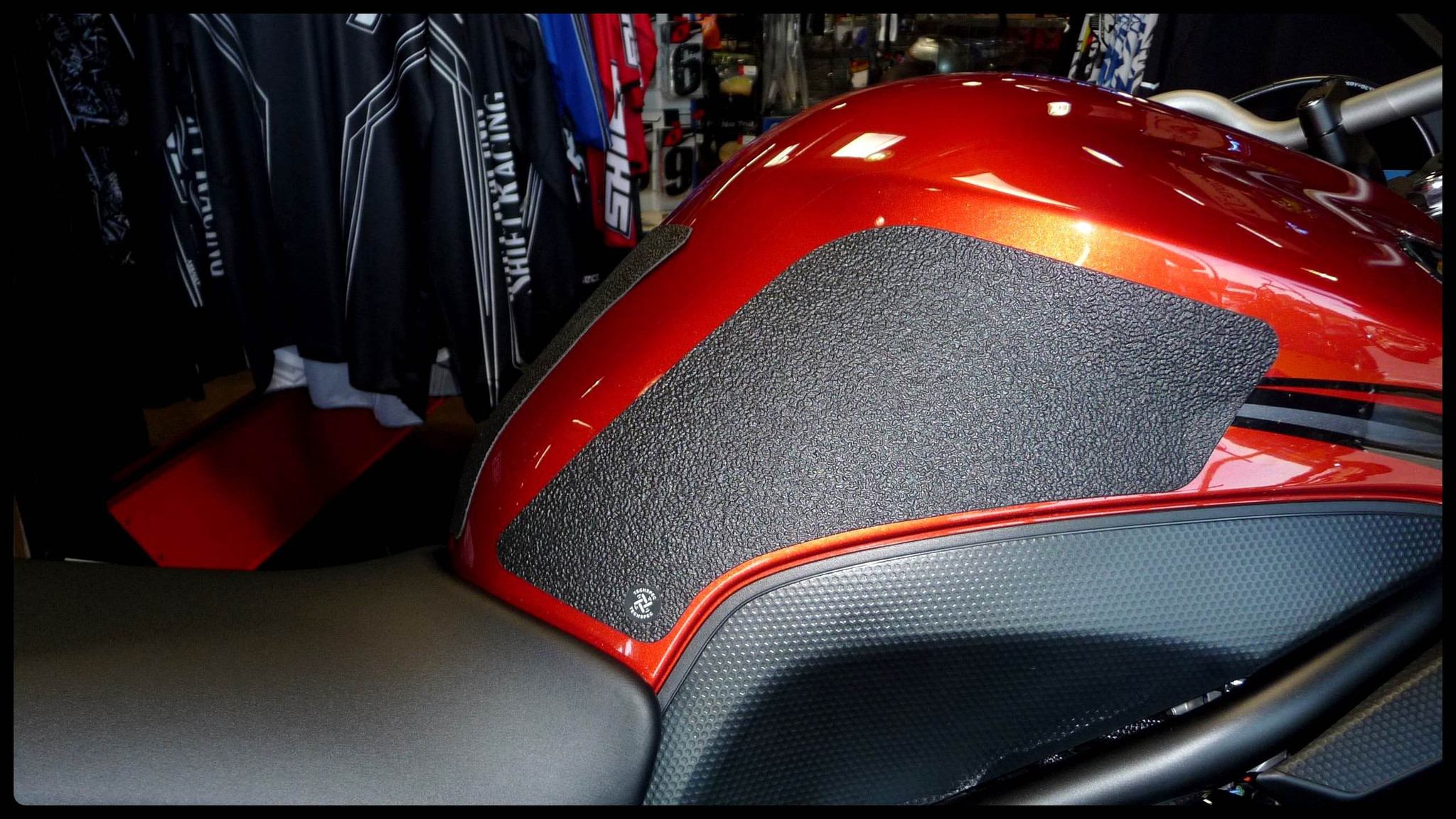 TechSpec Tank Grip Pads for the Yamaha FZ6 R (10-18) TechSpec Tank Grip Pads for the Yamaha FZ6 R (10-18)