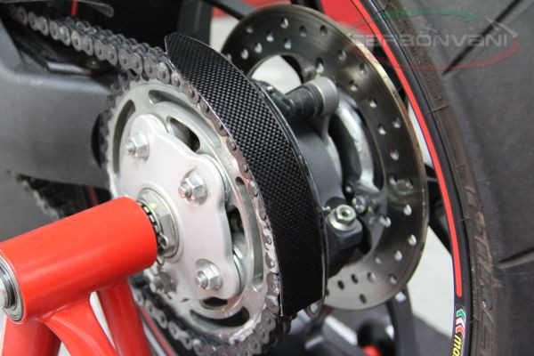 CARBONVANI - DUCATI HYPERMOTARD 1100 / 796 CARBON FIBER REAR CHAIN SPROCKET SPLASHGUARD CARBONVANI - DUCATI HYPERMOTARD 1100 / 796 CARBON FIBER REAR CHAIN SPROCKET SPLASHGUARD