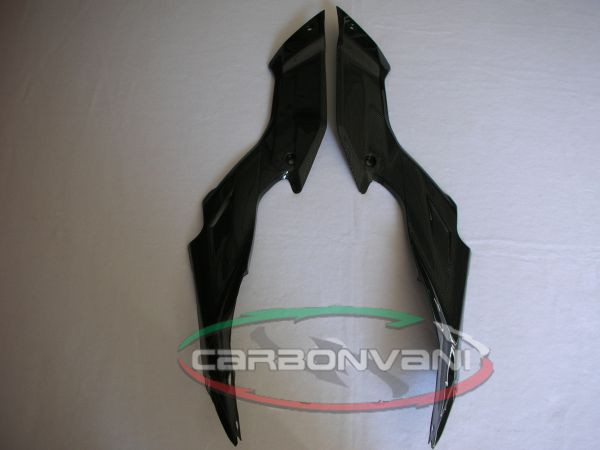 CARBONVANI - DUCATI STREETFIGHTER CARBON FIBER UNDER TANK SIDE PANEL CARBONVANI - DUCATI STREETFIGHTER CARBON FIBER UNDER TANK SIDE PANEL