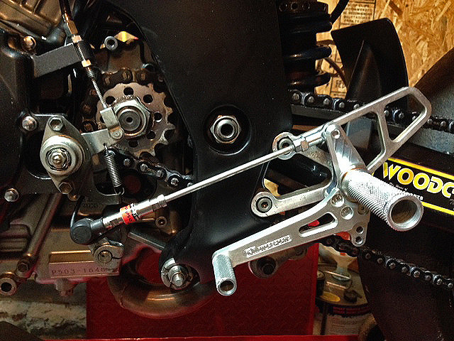 WOODCRAFT Suzuki SV650 / S (99-02) - Complete GP Shift Rearset Kit W/Shift & Brake Pedals WOODCRAFT Suzuki SV650 / S (99-02) - Complete GP Shift Rearset Kit W/Shift & Brake Pedals