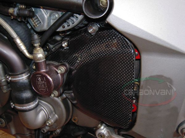 CARBONVANI - MV AGUSTA BRUTALE CARBON FIBER FRONT SPROCKET COVER (2006-09) CARBONVANI - MV AGUSTA BRUTALE CARBON FIBER FRONT SPROCKET COVER (2006-09)