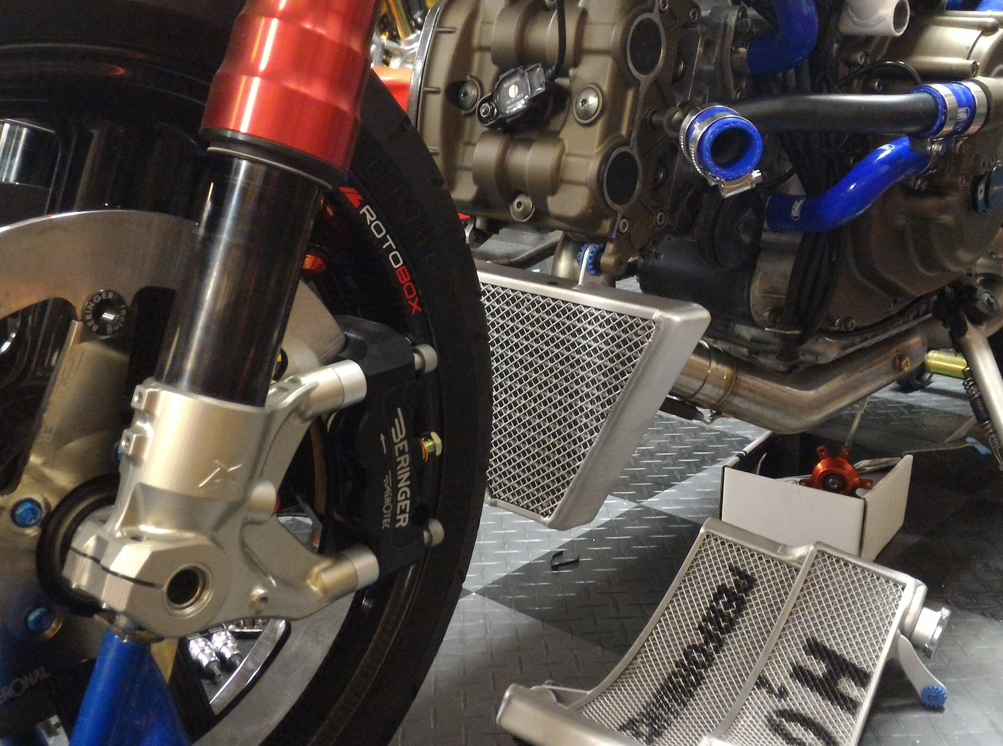 Galletto Radiatori (H2O Performance) Oversized Oil Cooler kit For Ducati 748/916/996/998 & S4R/S4RS/S4RT/S4 Galletto Radiatori (H2O Performance) Oversized Oil Cooler kit For Ducati 748/916/996/998 & S4R/S4RS/S4RT/S4