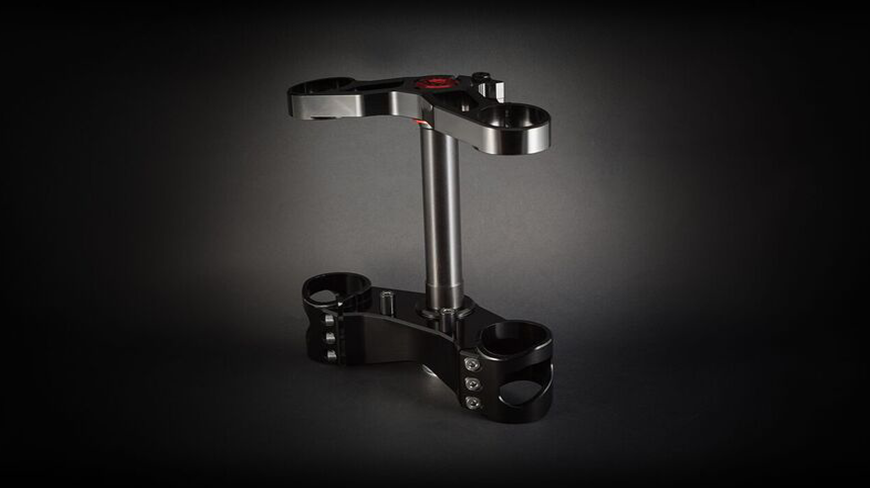 AEM FACTORY - DUCATI 848 / 1098 / 1198 SBK Triple Clamp AEM FACTORY - DUCATI 848 / 1098 / 1198 SBK Triple Clamp